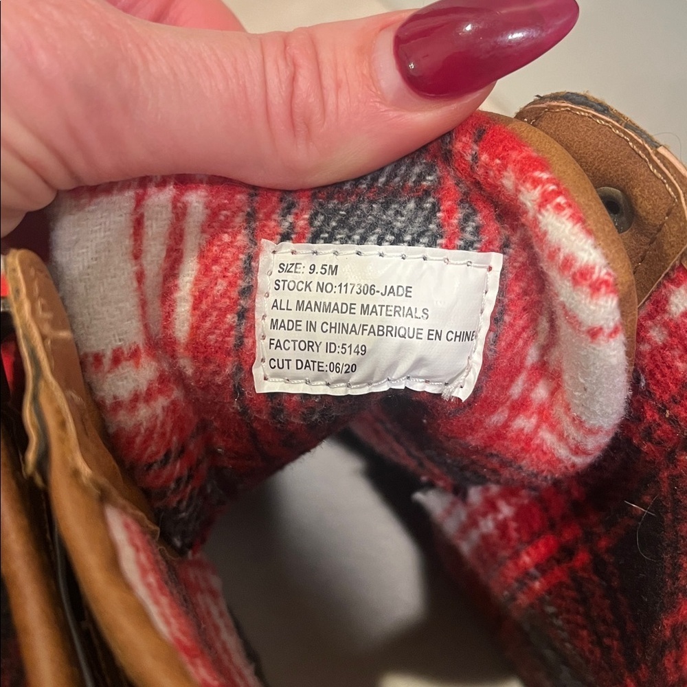 Maurices Flannel Duck Boot - Picture 6 of 8